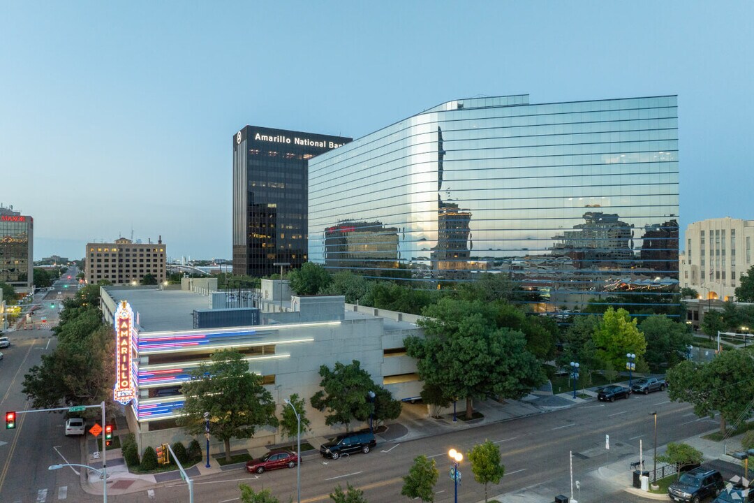 Amarillo