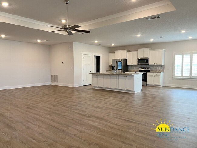 Foto del edificio - 4-Bedroom SOLAR ENERGY Home in Shoal River Landing!