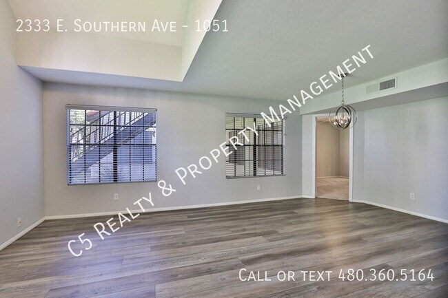 Foto del edificio - 2333 E Southern Ave
