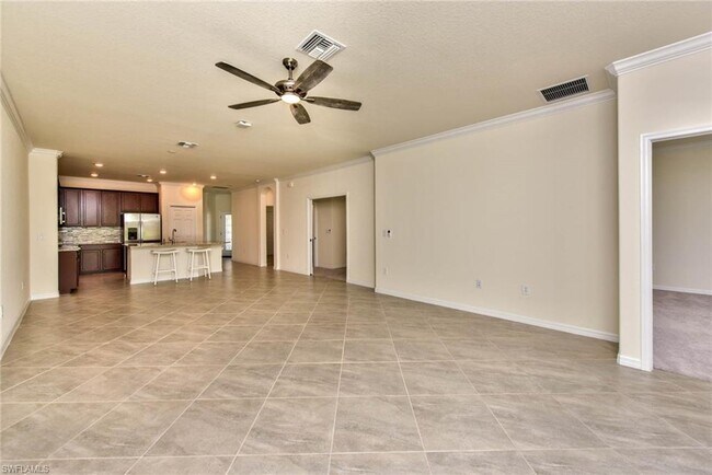 Foto del edificio - 9122 Woodhurst Dr