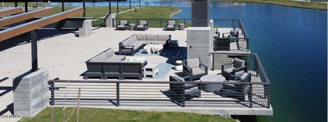 Foto del edificio - 23059 E Pegasus Pkwy