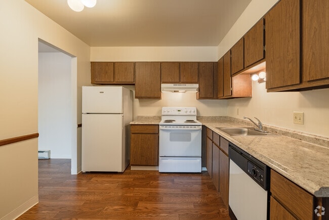 Interior Photo - Clairemont Village Apartments and Townhomes