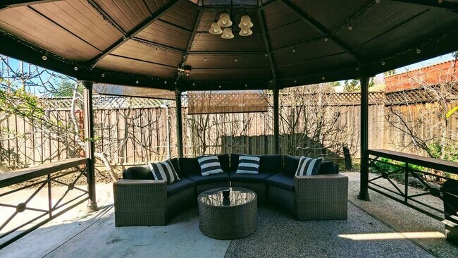 Foto del edificio - 3109 Brandywine Dr