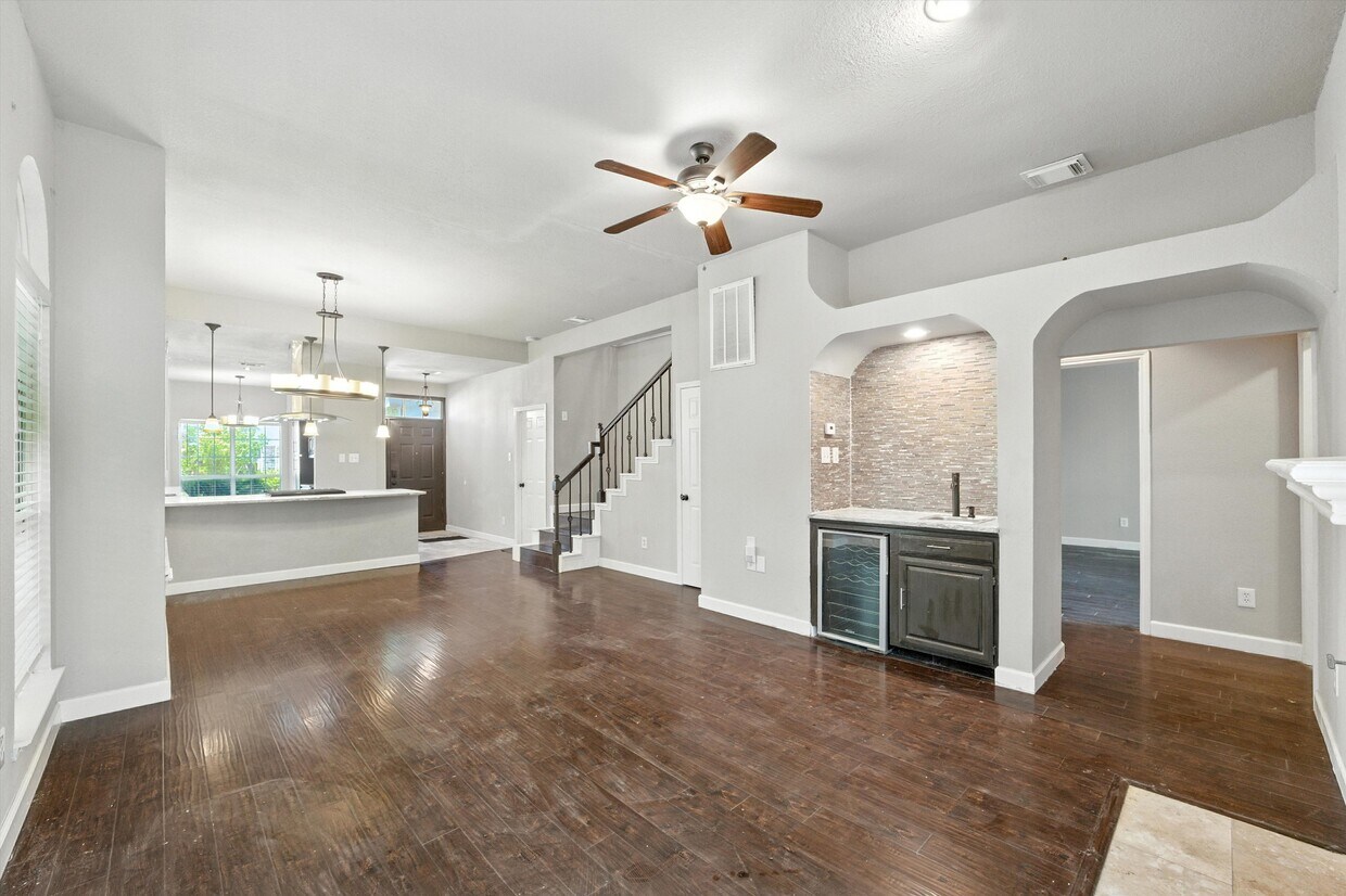 Foto principal - 9128 Cumberland Dr
