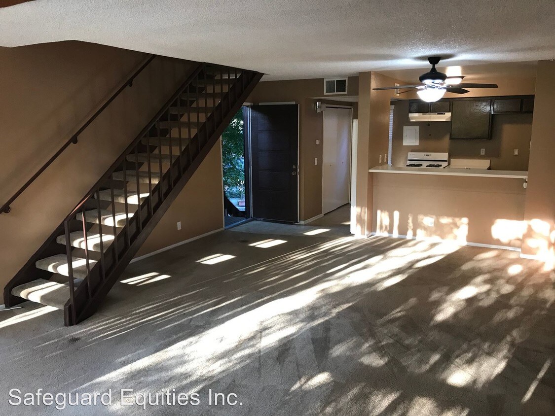 Primary Photo - 1 br, 1 bath House - 10637 Lakefront Dr.