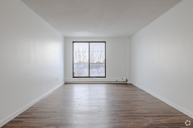 1BR, 1BA - 750 SF - Living - Webster Apartments