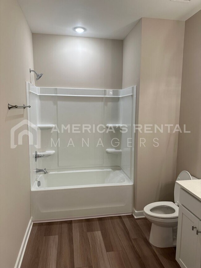Foto del edificio - Home for Rent in Bessemer, AL!!! View with...