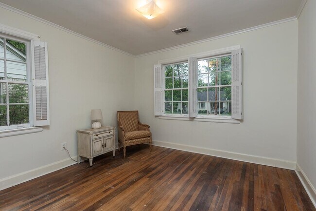 Foto del edificio - 537 Eastbourne Pl