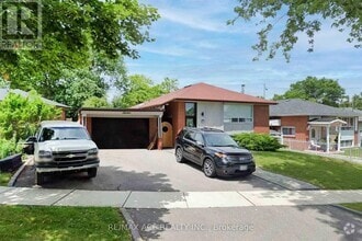 Building Photo - 16 Hogan Dr