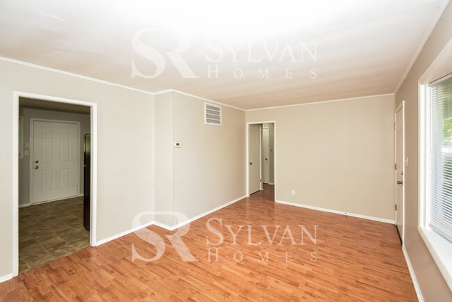 Building Photo - Enjoy living the good life in this 3 bedro...
