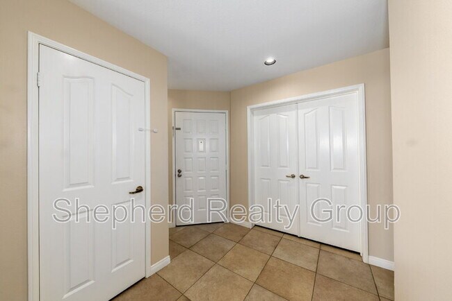 Building Photo - 1588 Elegante Ct