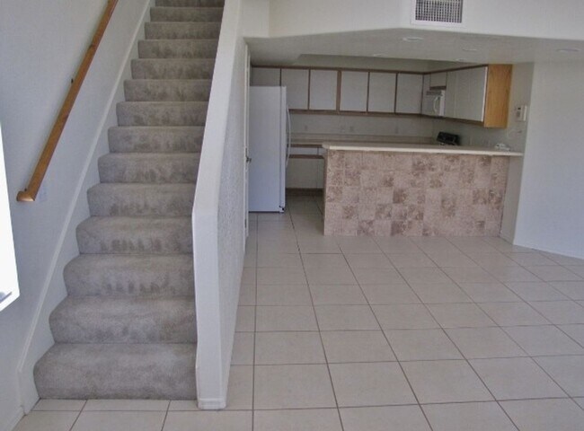 Foto del edificio - 3BR/2BA/2CG, 1615 sq.ft. home in Sierra Springs subdivision in Sierra Vista, AZ