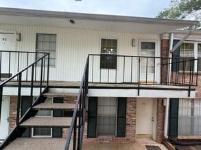 Building Photo - 3820 Fairfield Ave