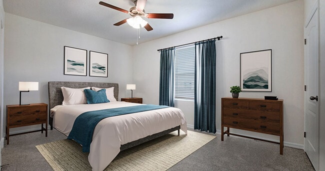 Foto del edificio - Reunion Crossing Townhomes