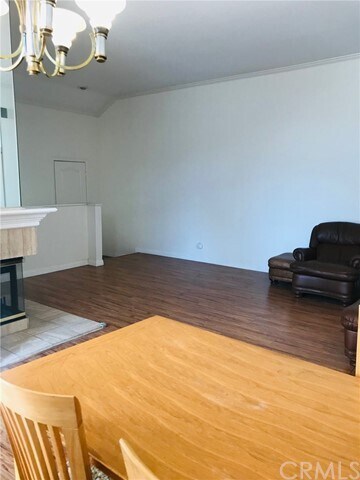 Building Photo - 22850 Sailwind Way