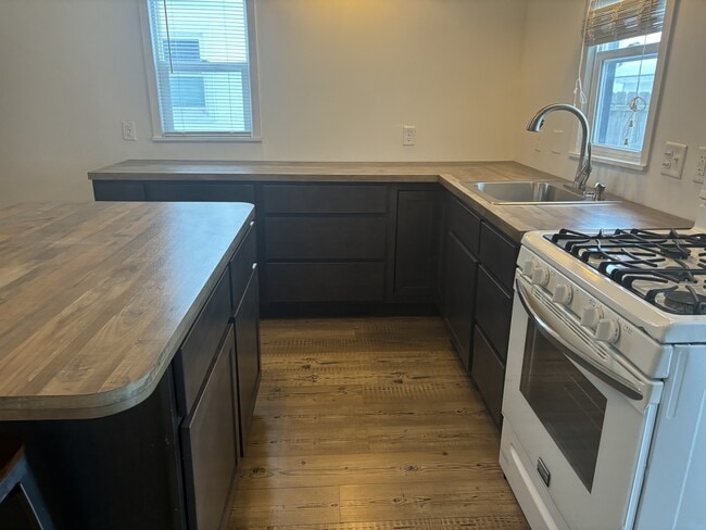 Building Photo - 426 Washington Ave