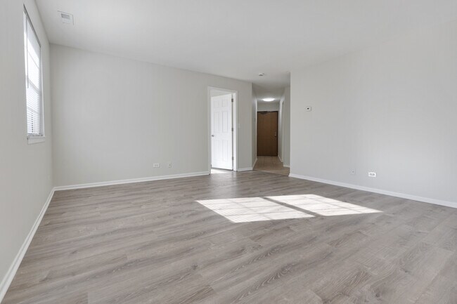 Building Photo - 63 N Victoria Ln