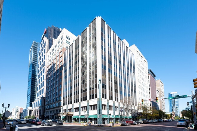 Foto del edificio - Penn Street Tower Apartments