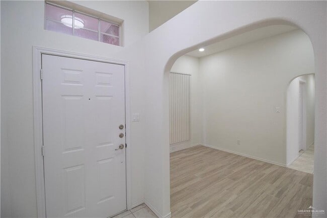 Foto del edificio - 18 Umbrellabird Ave