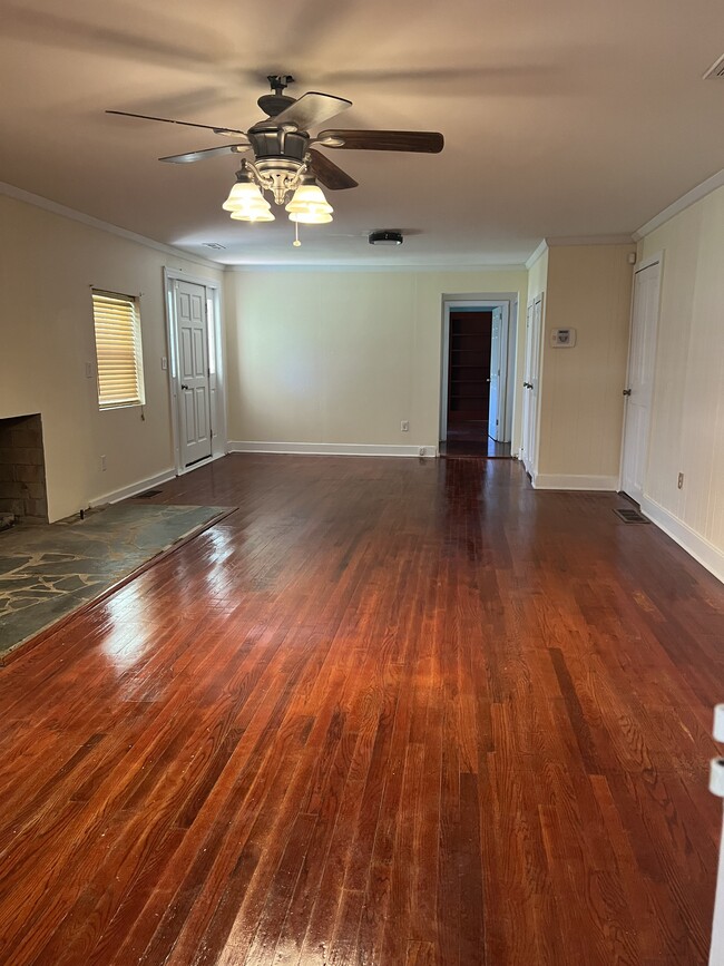 Main Living Room - 481 David Smith Rd