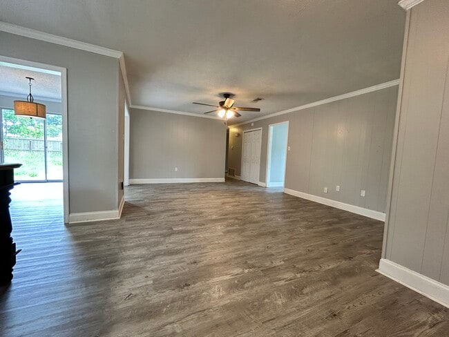 Building Photo - 116 Kuyrkendall Pl