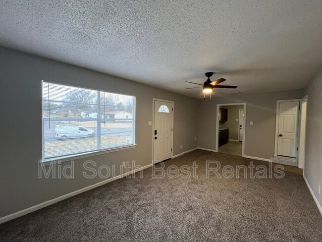 Foto del edificio - 4276 Westmont Rd