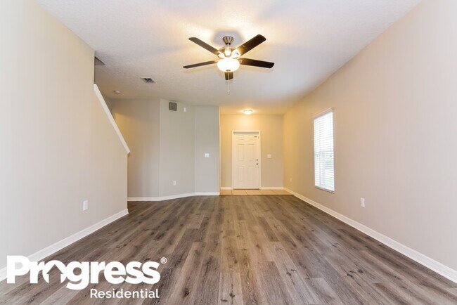 Building Photo - 936 Seminole Sky Dr