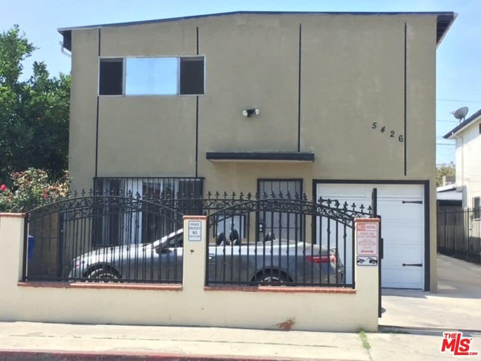 Foto principal - 5426 Blackwelder St