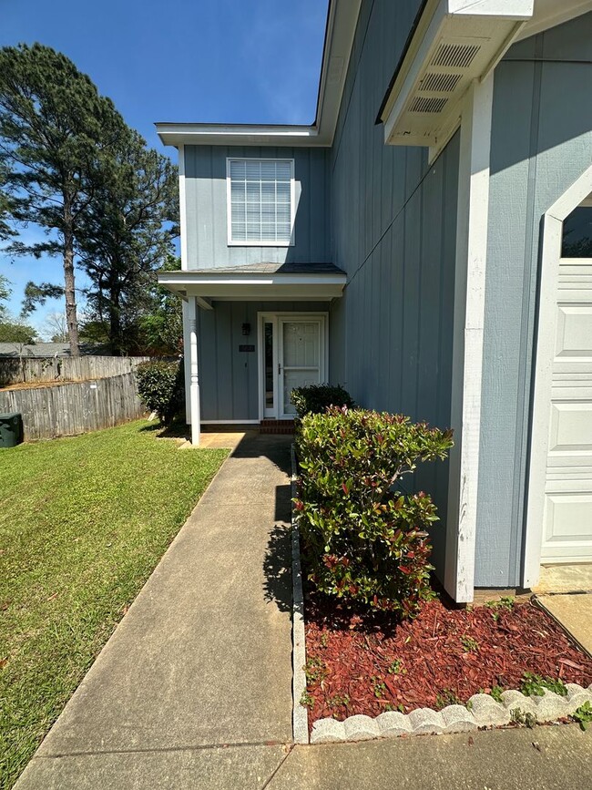 Foto del edificio - Foxhill Commons Subdivision!  Fully Furnis...