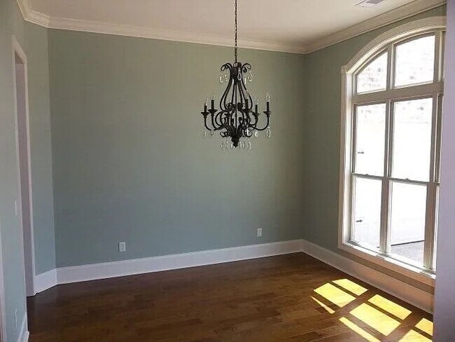 Foto del edificio - Wonderful 4 Bed, 3.5 Bath with Bonus Room
