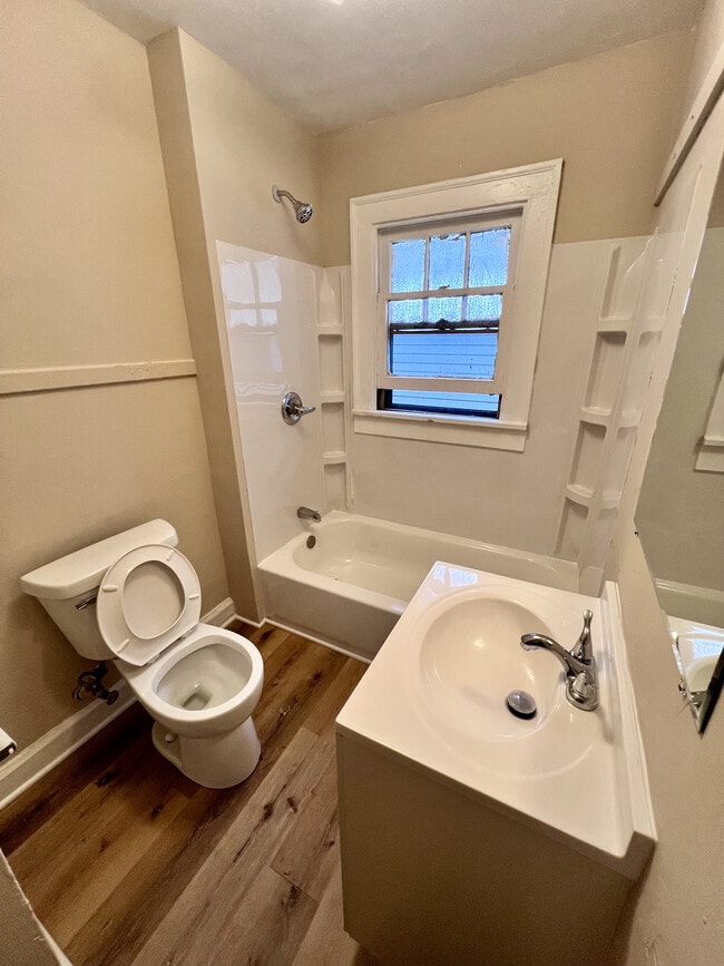 Building Photo - 3711 Boulevard Pl