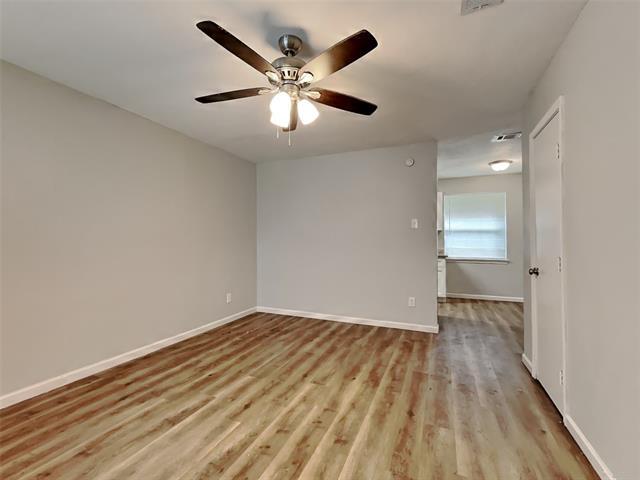 Building Photo - 1340 E Park Dr