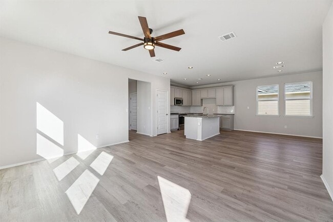 Building Photo - 316 Insider Loop