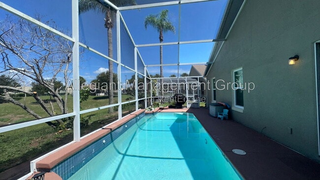 Foto del edificio - 223 Lake Davenport Estates Dr