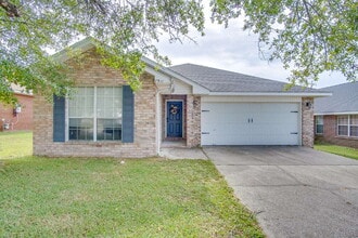 Building Photo - 7911 Red Bean Dr
