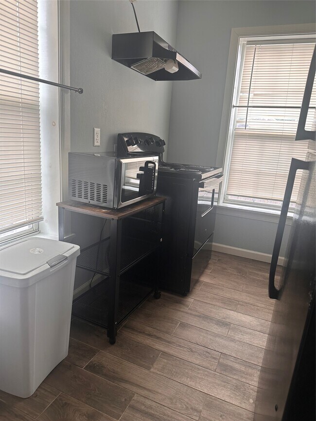 Foto del edificio - 4302 Polk St