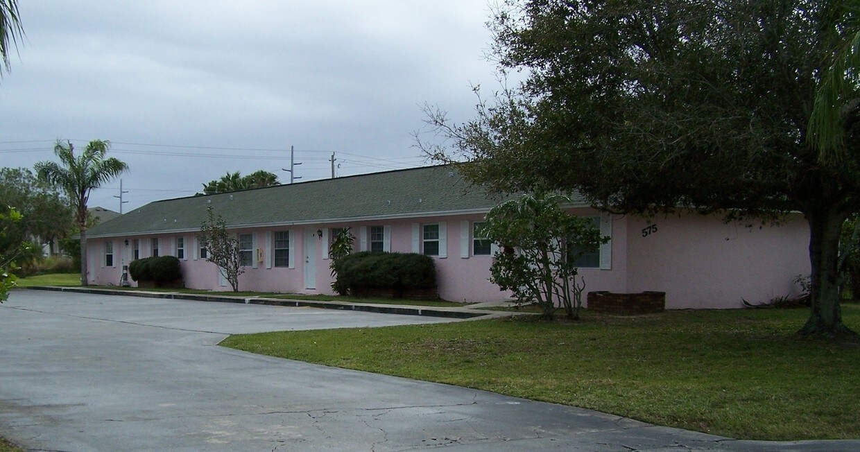 Primary Photo - Poinciana Apartments