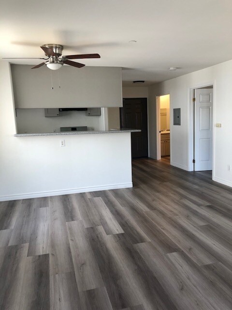 Foto principal - 2965 San Marino St