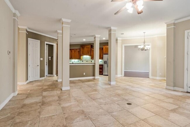Building Photo - 12227 W Colony Shore Dr