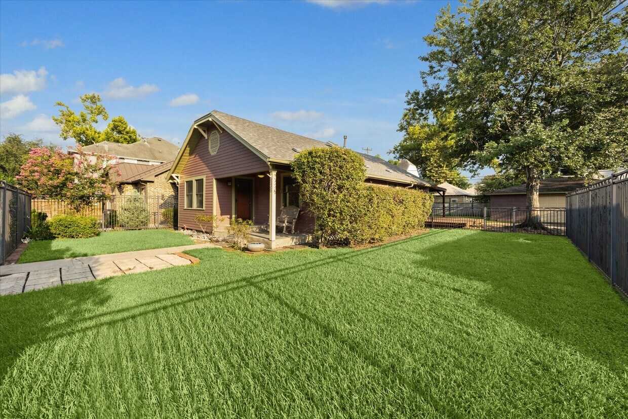Foto principal - 836 Aurora St