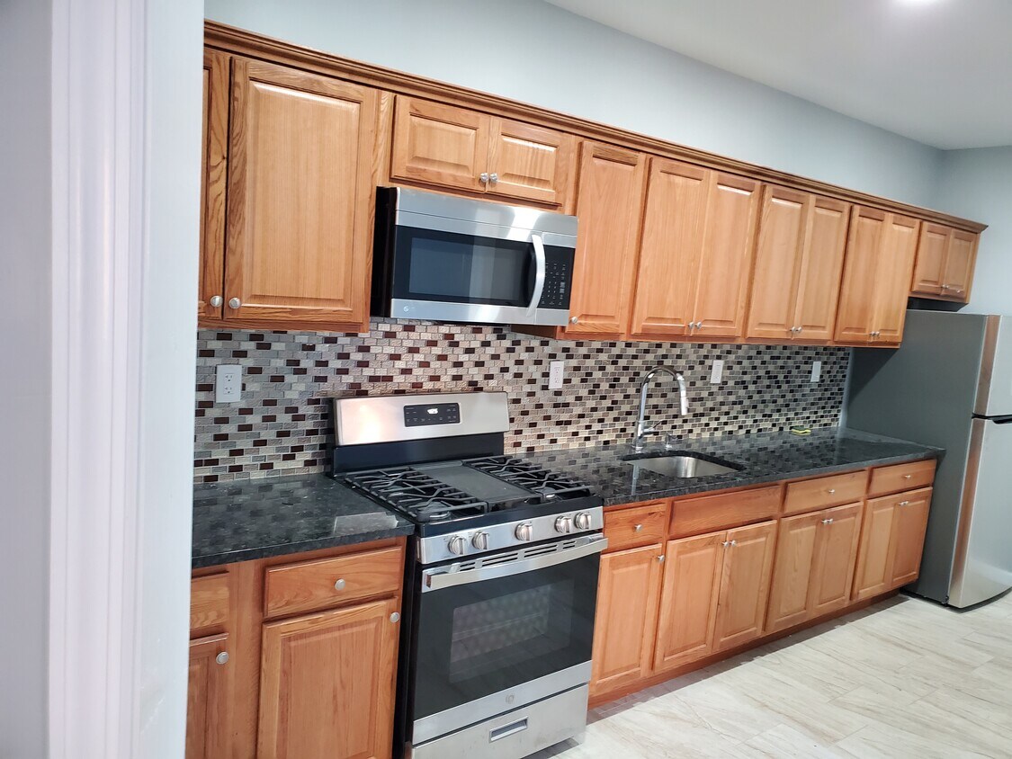 Foto principal - 124 Mill Rd