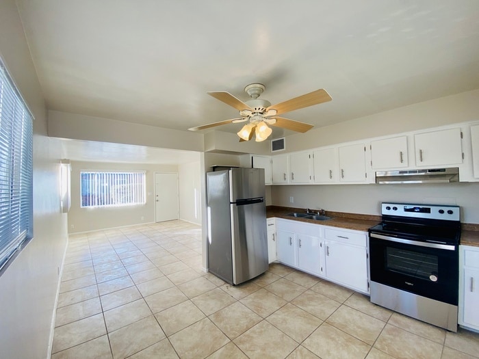 Primary Photo - Corner Single Level 2 Bedroom Newly Renova...