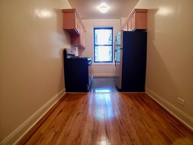 Foto del edificio - 639 West 204th Street