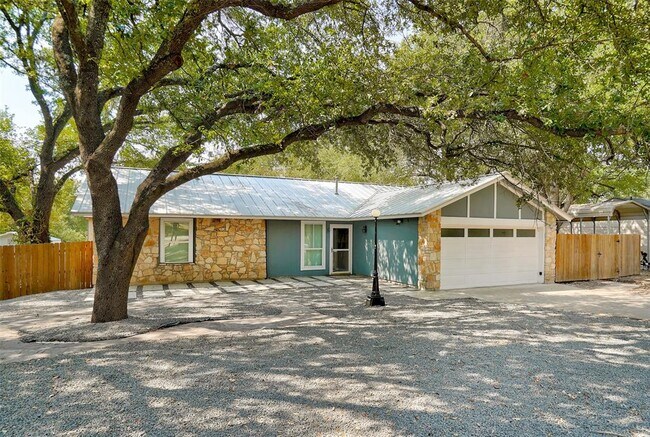 Building Photo - 12601 Mixson Dr