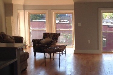 Foto principal - 2505 17th St NW