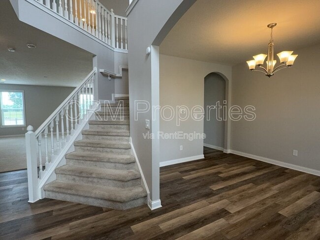 Building Photo - 6311 Burgin Dr