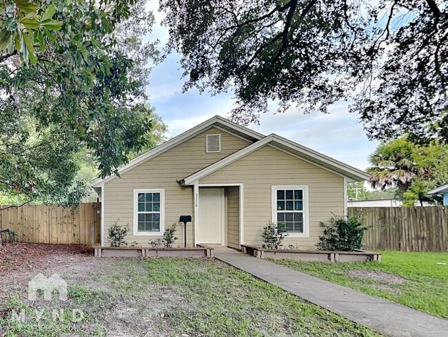 Building Photo - 3776 Freeman Rd