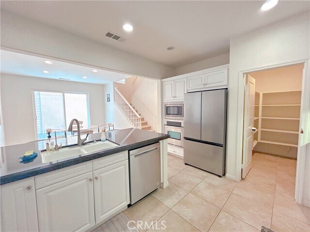 Building Photo - 15823 Elfin Forest Ave