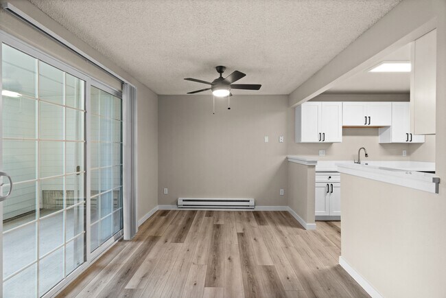 1 habitación lujosa - Boardwalk at University Place Apartments