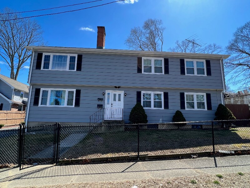 85 Ruth St, Bridgeport, CT 06606 Room for Rent in Bridgeport, CT